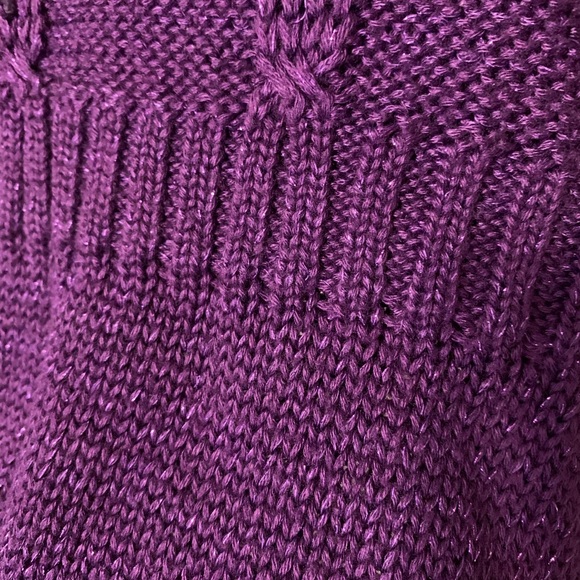 Sweater/Top - Picture 7 of 8